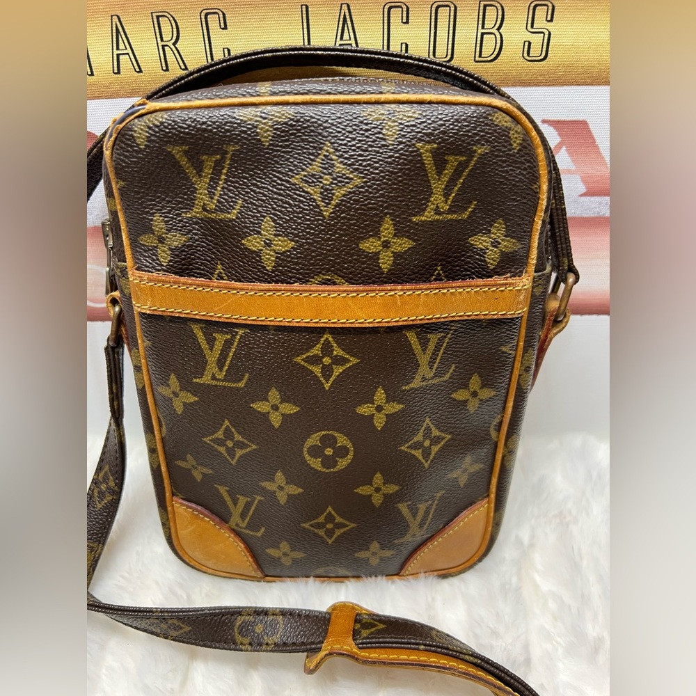 Authentic Vintage Louis Vuitton Monogram Crossbody Bag
